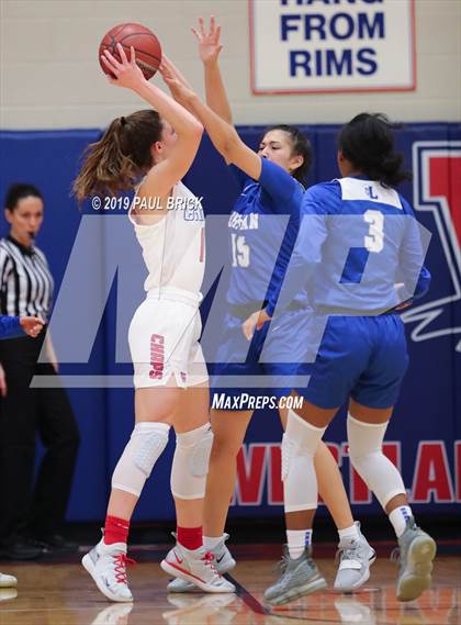 Thumbnail 2 in Westlake vs Lehman photogallery.