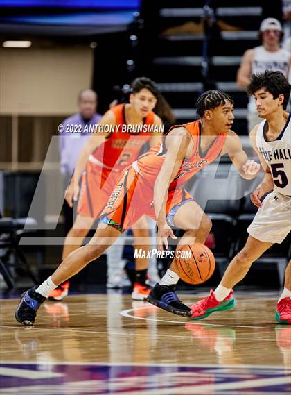 Thumbnail 2 in Stuart Hall vs. Chaffey (CIF State D5 Final) photogallery.