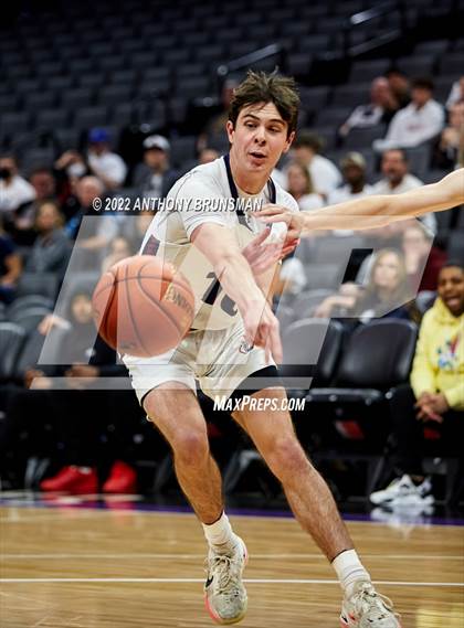Thumbnail 2 in Stuart Hall vs. Chaffey (CIF State D5 Final) photogallery.
