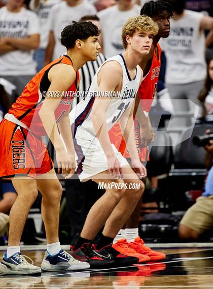 Thumbnail 2 in Stuart Hall vs. Chaffey (CIF State D5 Final) photogallery.
