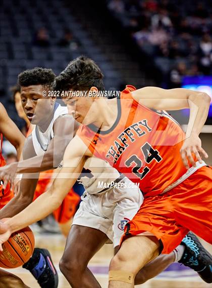Thumbnail 2 in Stuart Hall vs. Chaffey (CIF State D5 Final) photogallery.