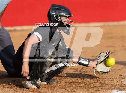 Thumbnail 1 in Woodville @ Kirbyville (UIL Region 3A D2 Bi-District Playoff Game 1) photogallery.
