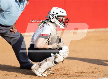 Thumbnail 1 in Woodville @ Kirbyville (UIL Region 3A D2 Bi-District Playoff Game 1) photogallery.