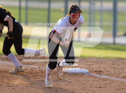 Thumbnail 1 in Woodville @ Kirbyville (UIL Region 3A D2 Bi-District Playoff Game 1) photogallery.