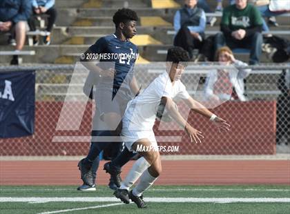 Thumbnail 3 in Cathedral vs. Loyola (CIF State SoCal Regional D1 Final) photogallery.