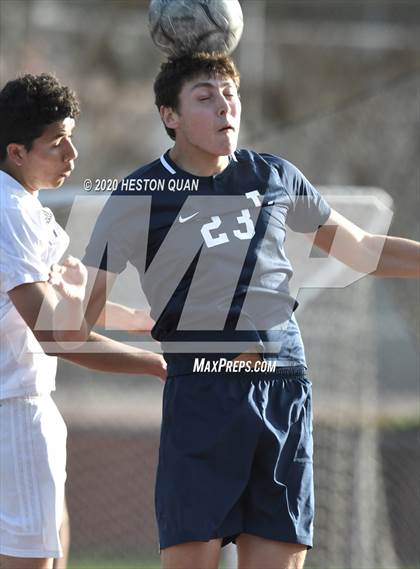 Thumbnail 2 in Cathedral vs. Loyola (CIF State SoCal Regional D1 Final) photogallery.