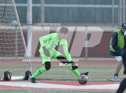 Thumbnail 2 in Cathedral vs. Loyola (CIF State SoCal Regional D1 Final) photogallery.