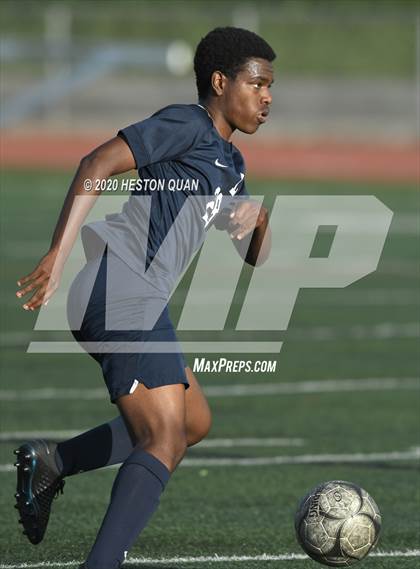 Thumbnail 1 in Cathedral vs. Loyola (CIF State SoCal Regional D1 Final) photogallery.