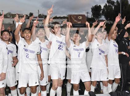 Thumbnail 3 in Cathedral vs. Loyola (CIF State SoCal Regional D1 Final) photogallery.