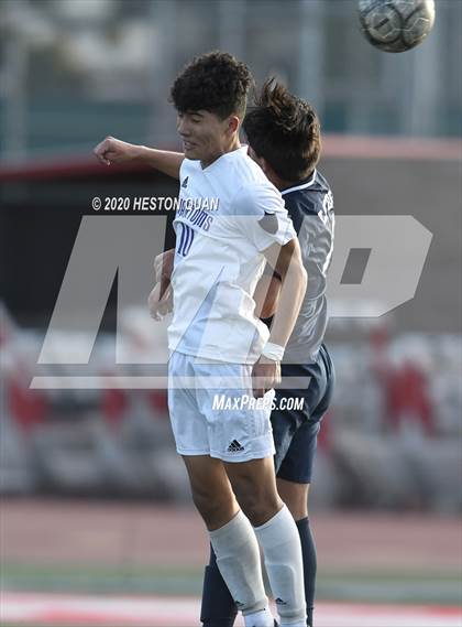 Thumbnail 2 in Cathedral vs. Loyola (CIF State SoCal Regional D1 Final) photogallery.