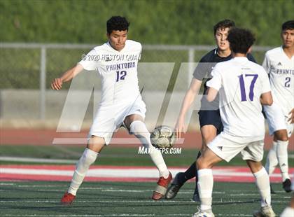 Thumbnail 1 in Cathedral vs. Loyola (CIF State SoCal Regional D1 Final) photogallery.