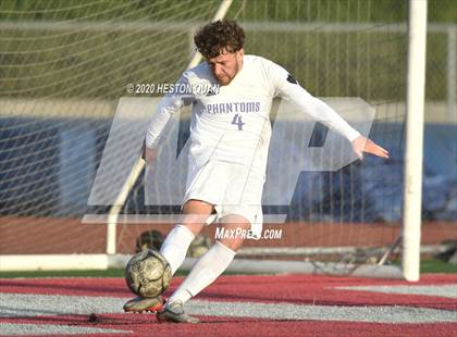 Thumbnail 3 in Cathedral vs. Loyola (CIF State SoCal Regional D1 Final) photogallery.