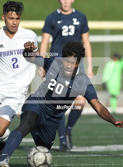 Thumbnail 1 in Cathedral vs. Loyola (CIF State SoCal Regional D1 Final) photogallery.
