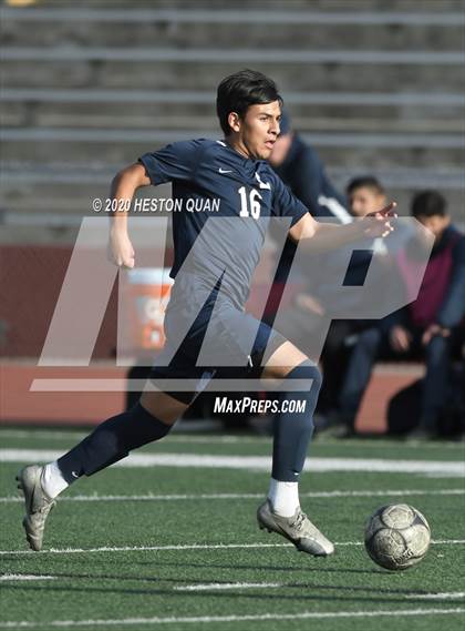Thumbnail 2 in Cathedral vs. Loyola (CIF State SoCal Regional D1 Final) photogallery.