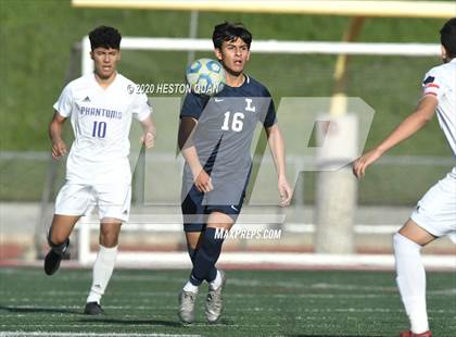 Thumbnail 1 in Cathedral vs. Loyola (CIF State SoCal Regional D1 Final) photogallery.