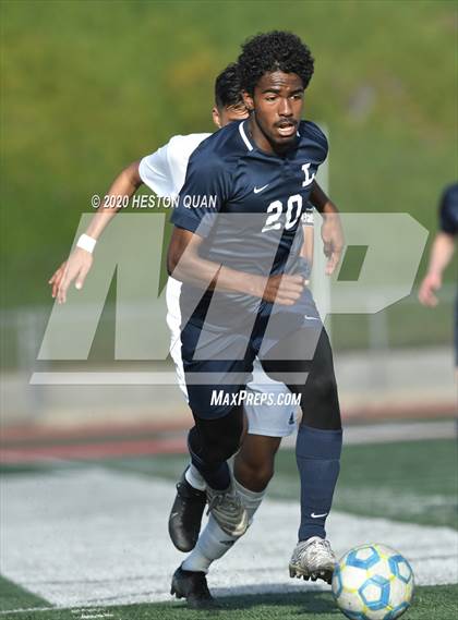 Thumbnail 2 in Cathedral vs. Loyola (CIF State SoCal Regional D1 Final) photogallery.
