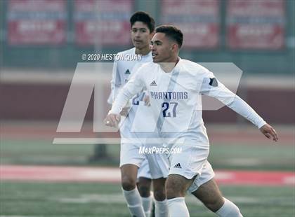 Thumbnail 1 in Cathedral vs. Loyola (CIF State SoCal Regional D1 Final) photogallery.