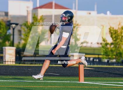 Thumbnail 1 in Little Elm @ Walnut Grove photogallery.