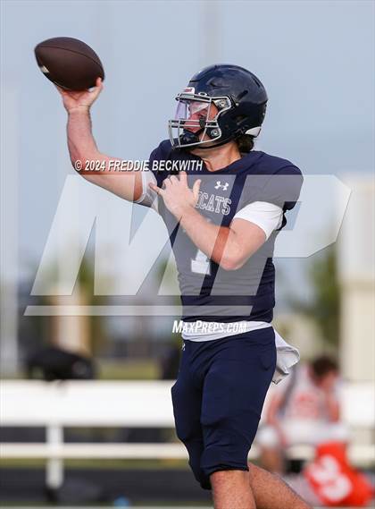 Thumbnail 3 in Little Elm @ Walnut Grove photogallery.