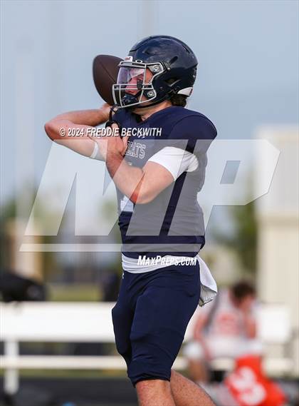 Thumbnail 2 in Little Elm @ Walnut Grove photogallery.
