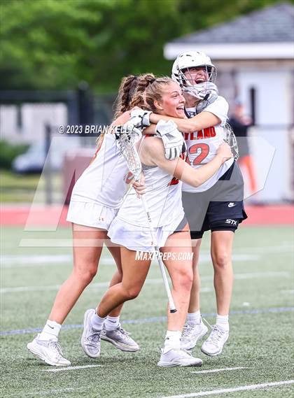 Thumbnail 2 in Wayland vs Duxbury (MIAA Division 2 Semifinal) photogallery.