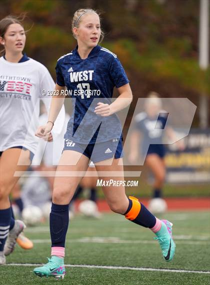 Thumbnail 2 in Southside vs Smithtown West (NYSPHSAA Class 2A Regional)  photogallery.