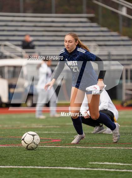 Thumbnail 3 in Southside vs Smithtown West (NYSPHSAA Class 2A Regional)  photogallery.