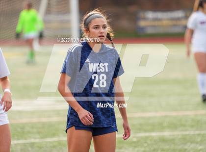 Thumbnail 1 in Southside vs Smithtown West (NYSPHSAA Class 2A Regional)  photogallery.