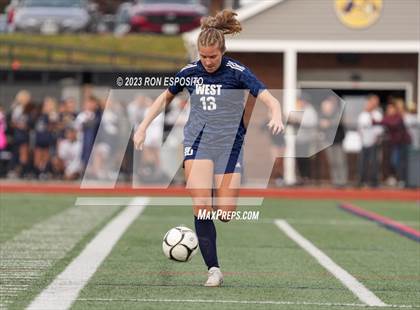 Thumbnail 1 in Southside vs Smithtown West (NYSPHSAA Class 2A Regional)  photogallery.