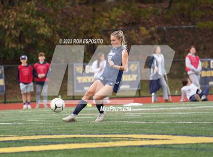 Thumbnail 2 in Southside vs Smithtown West (NYSPHSAA Class 2A Regional)  photogallery.