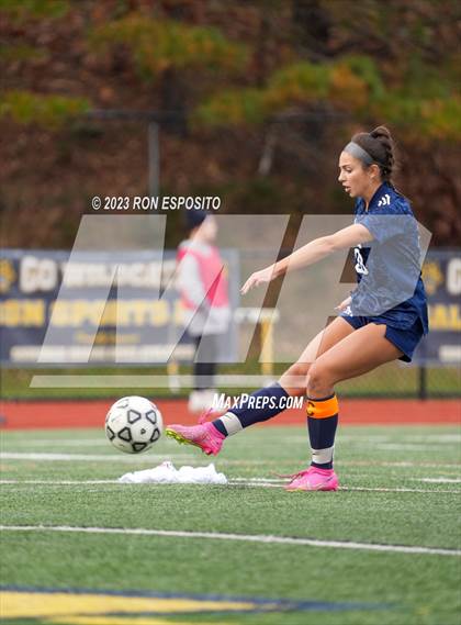 Thumbnail 1 in Southside vs Smithtown West (NYSPHSAA Class 2A Regional)  photogallery.