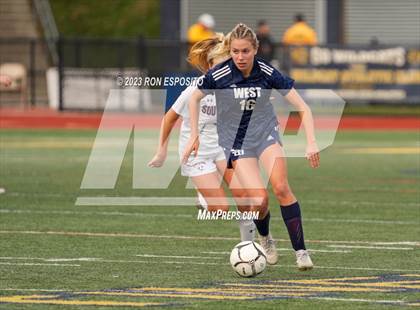 Thumbnail 2 in Southside vs Smithtown West (NYSPHSAA Class 2A Regional)  photogallery.