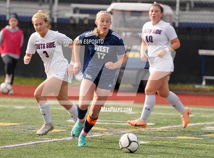 Thumbnail 3 in Southside vs Smithtown West (NYSPHSAA Class 2A Regional)  photogallery.