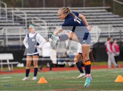 Thumbnail 3 in Southside vs Smithtown West (NYSPHSAA Class 2A Regional)  photogallery.