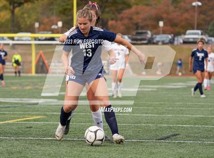 Thumbnail 3 in Southside vs Smithtown West (NYSPHSAA Class 2A Regional)  photogallery.