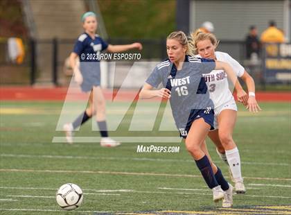 Thumbnail 2 in Southside vs Smithtown West (NYSPHSAA Class 2A Regional)  photogallery.