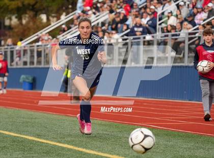 Thumbnail 1 in Southside vs Smithtown West (NYSPHSAA Class 2A Regional)  photogallery.