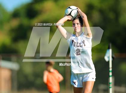 Thumbnail 2 in Bishop Ludden vs Tully photogallery.