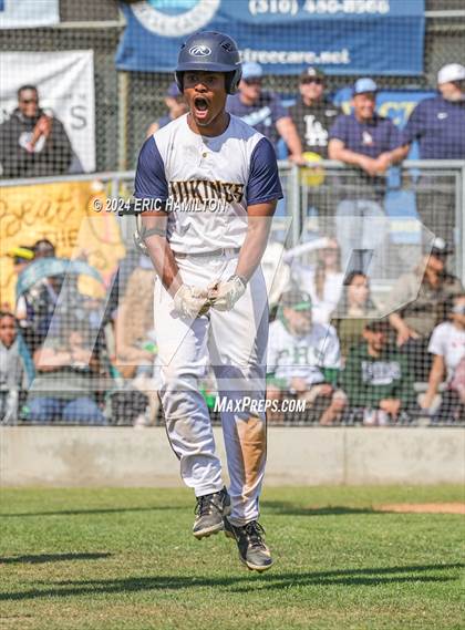 Thumbnail 3 in Pacifica @ Santa Monica (CIF SS Division 5 Semifinal) photogallery.