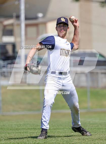Thumbnail 3 in Pacifica @ Santa Monica (CIF SS Division 5 Semifinal) photogallery.
