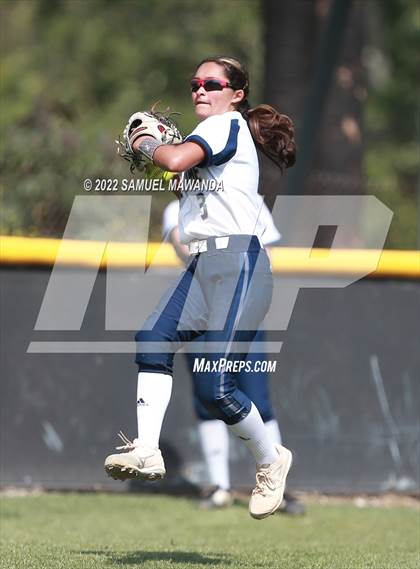 Thumbnail 1 in  Notre Dame (SO) @ Harvard-Westlake photogallery.