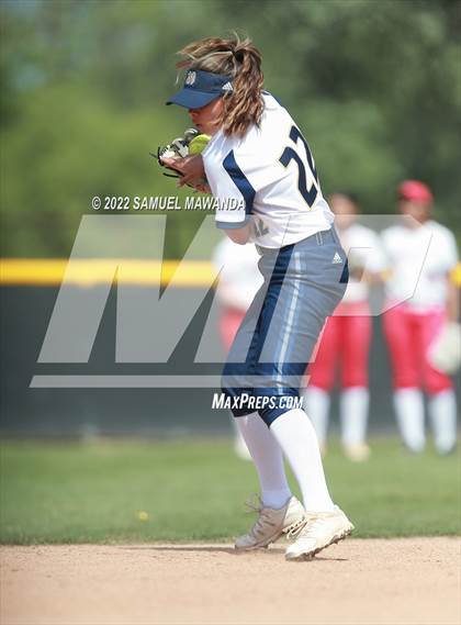 Thumbnail 3 in  Notre Dame (SO) @ Harvard-Westlake photogallery.