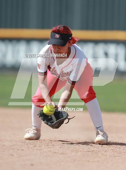 Thumbnail 3 in  Notre Dame (SO) @ Harvard-Westlake photogallery.