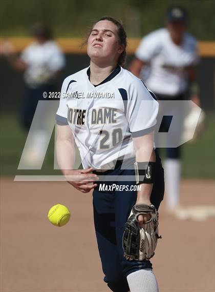 Thumbnail 2 in  Notre Dame (SO) @ Harvard-Westlake photogallery.