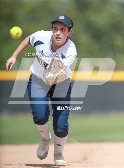Thumbnail 3 in  Notre Dame (SO) @ Harvard-Westlake photogallery.