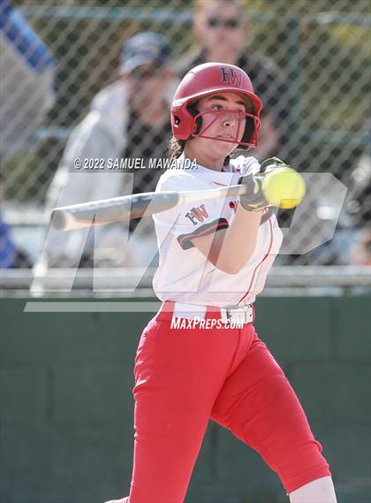 Thumbnail 2 in  Notre Dame (SO) @ Harvard-Westlake photogallery.