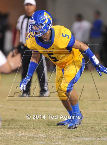 Thumbnail 1 in Serra @ Bishop Amat photogallery.