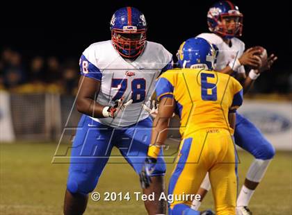 Thumbnail 1 in Serra @ Bishop Amat photogallery.