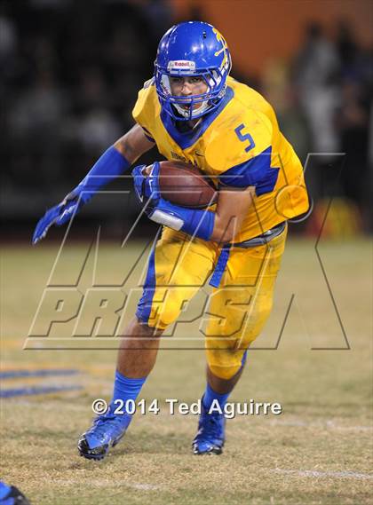 Thumbnail 2 in Serra @ Bishop Amat photogallery.