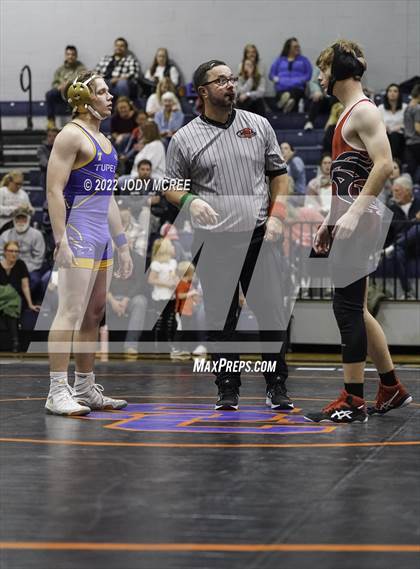 Thumbnail 3 in Center Hill vs Tupelo photogallery.